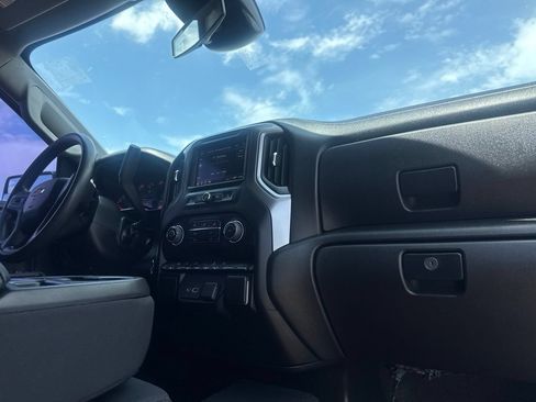 Used 2022 Chevrolet Silverado 1500 Custom RWD image 25