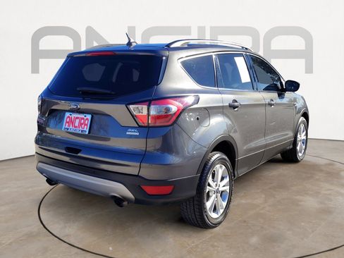 Used 2018 Ford Escape SEL image 13