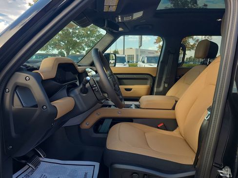 New 2026 Land Rover Defender 110 V8 image 3