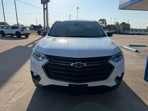 Used 2019 Chevrolet Traverse Premier w/ Redline Edition AWD/4WD image 2