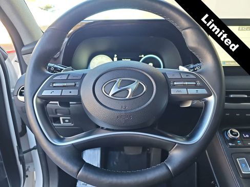 Used 2023 Hyundai Palisade Limited image 19