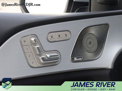 Used 2025 Mercedes-Benz GLE 350 4MATIC image 25