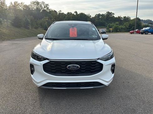 Certified 2023 Ford Escape ST-Line Elite w/ Premium Technology Package image 7