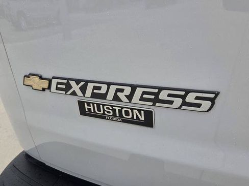 Used 2025 Chevrolet Express 2500 w/ Driver Convenience Package RWD image 17