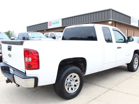 Used 2010 Chevrolet Silverado 1500 LS AWD/4WD image 6