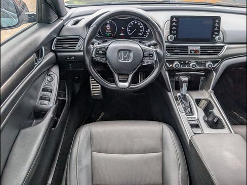 Used 2022 Honda Accord Sport image 11
