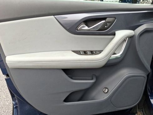 Used 2022 Chevrolet Blazer LT image 12