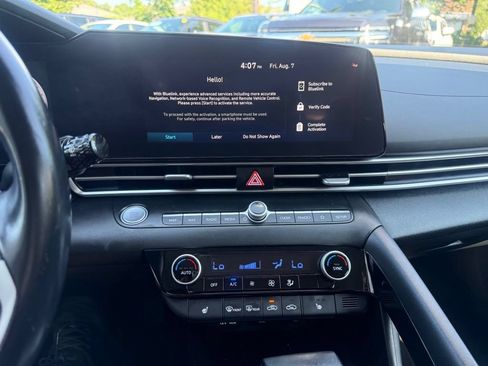 Used 2023 Hyundai Elantra SEL w/ Convenience Package FWD image 26