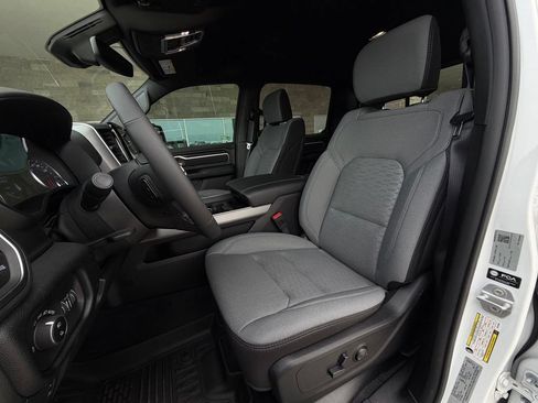 Used 2026 RAM 1500 Lone Star AWD/4WD image 6