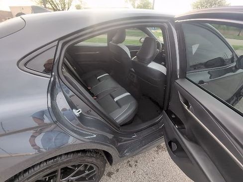 Used 2026 Toyota Camry SE w/ Convenience Package image 4