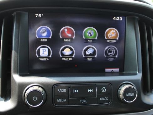 Used 2015 GMC Canyon SLE w/ All-Terrain Package AWD/4WD image 16