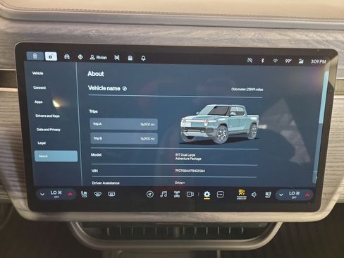 Used 2024 Rivian R1T Adventure AWD/4WD image 27