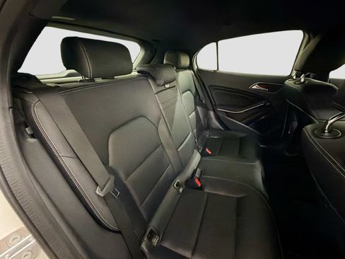 Certified 2020 Mercedes-Benz GLA 250 image 25