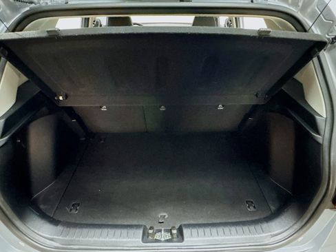 Used 2021 Hyundai Venue SE image 24