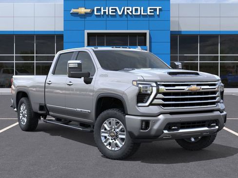 New 2026 Chevrolet Silverado 2500 High Country w/ High Country Premium Package AWD/4WD image 7