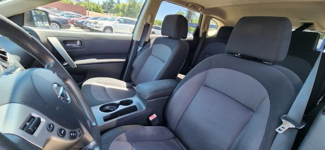 Used 2011 Nissan Rogue SV w/ Premium Pkg AWD/4WD image 6