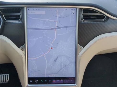 Used 2017 Tesla Model X 90D AWD/4WD image 12