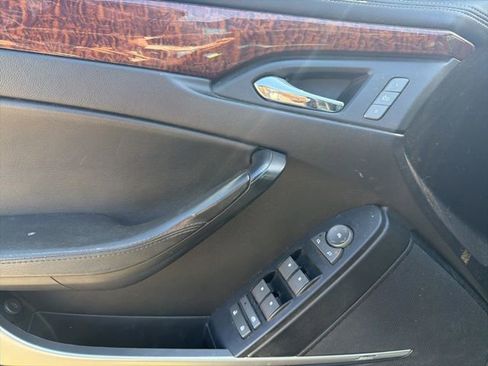 Used 2010 Cadillac CTS Luxury image 14