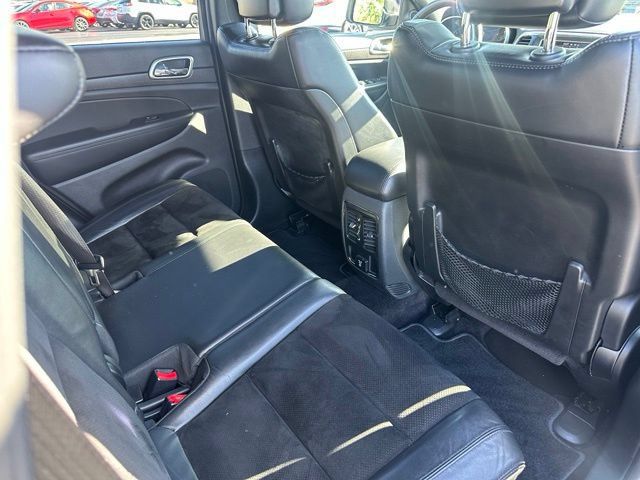 Used 2015 Jeep Grand Cherokee Altitude AWD/4WD image 23