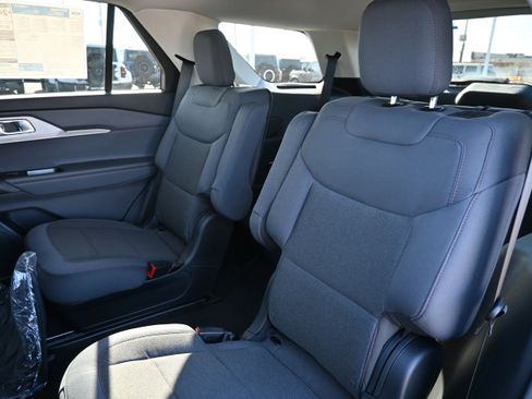 New 2026 Ford Explorer Active image 33