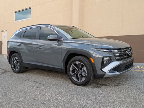 New 2026 Hyundai Tucson SEL image 2