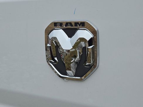 New 2026 RAM ProMaster 2500 w/ Quick Order Package 22G SLT FWD image 5