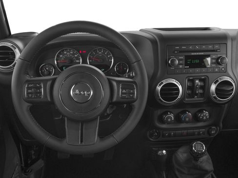 Used 2017 Jeep Wrangler Unlimited Sahara w/ Mopar Chrome Edition Group image 38