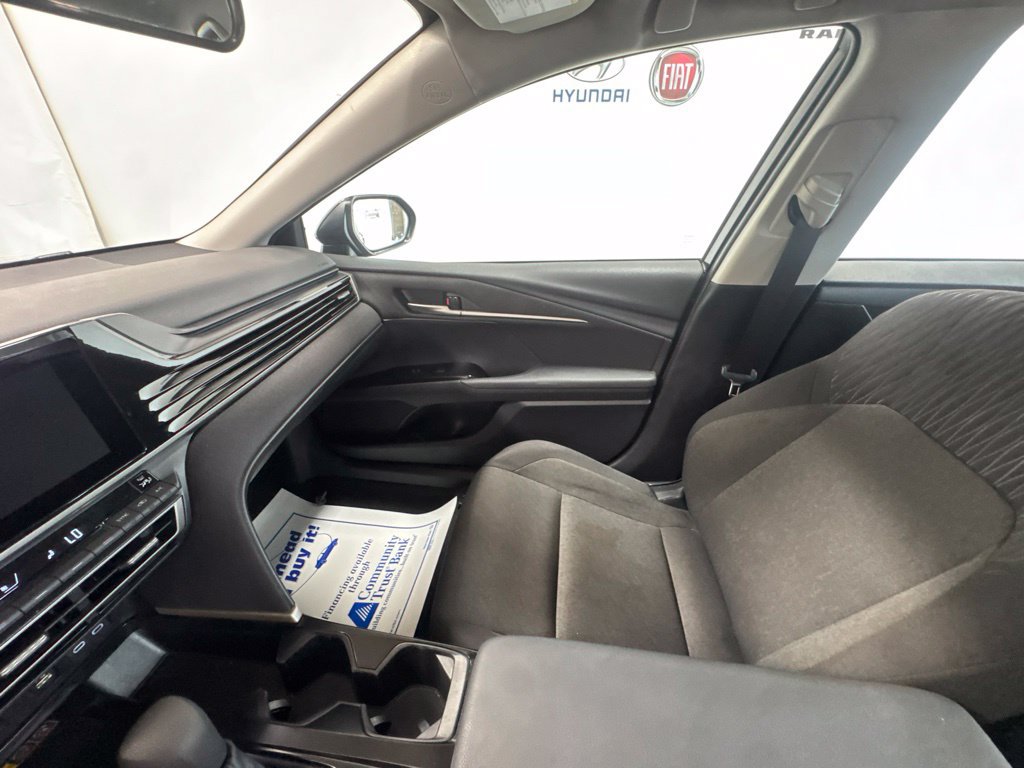Used 2026 Toyota Camry LE FWD image 14