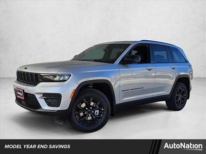 New 2025 Jeep Grand Cherokee Laredo