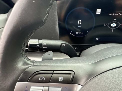 Certified 2024 Hyundai Kona Limited AWD/4WD image 30