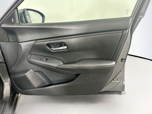 Used 2024 Nissan Sentra SV image 29