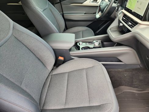 New 2026 Ford Explorer Active RWD image 14