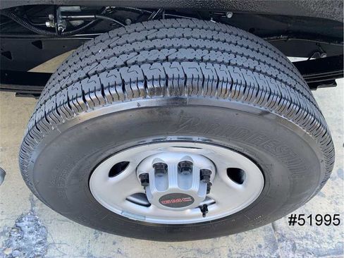 Used 2023 GMC Savana 2500 w/ Driver Convenience Package image 23