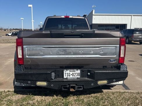 Used 2020 Ford F350 Limited w/ FX4 Off-Road Package image 4