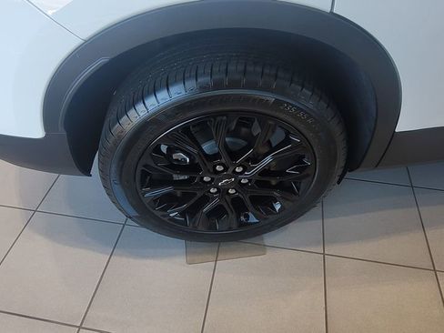 New 2025 Chevrolet Blazer LT w/ Convenience Package image 13