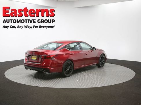 Used 2023 Nissan Altima 2.5 SR w/ SR Premium Package FWD image 41