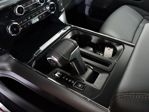 New 2025 Ford F150 Lariat w/ Equipment Group 502A High image 34