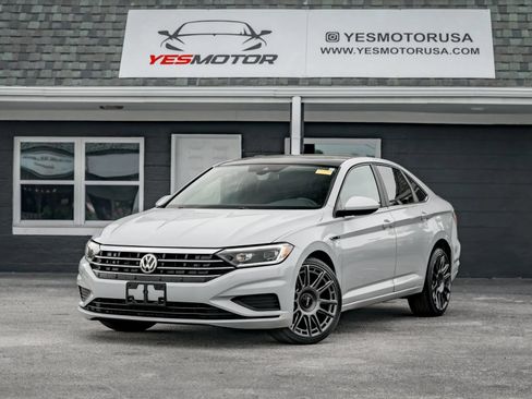 Used 2019 Volkswagen Jetta SEL FWD image 1