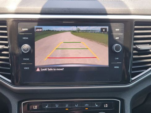 Used 2022 Volkswagen Atlas SEL R-Line AWD/4WD image 21