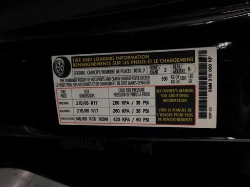 Used 2024 Volkswagen Tiguan S image 39