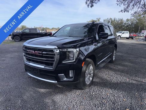 Used 2023 GMC Yukon SLT image 1