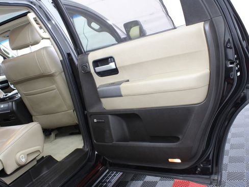 Used 2011 Toyota Sequoia Limited image 25