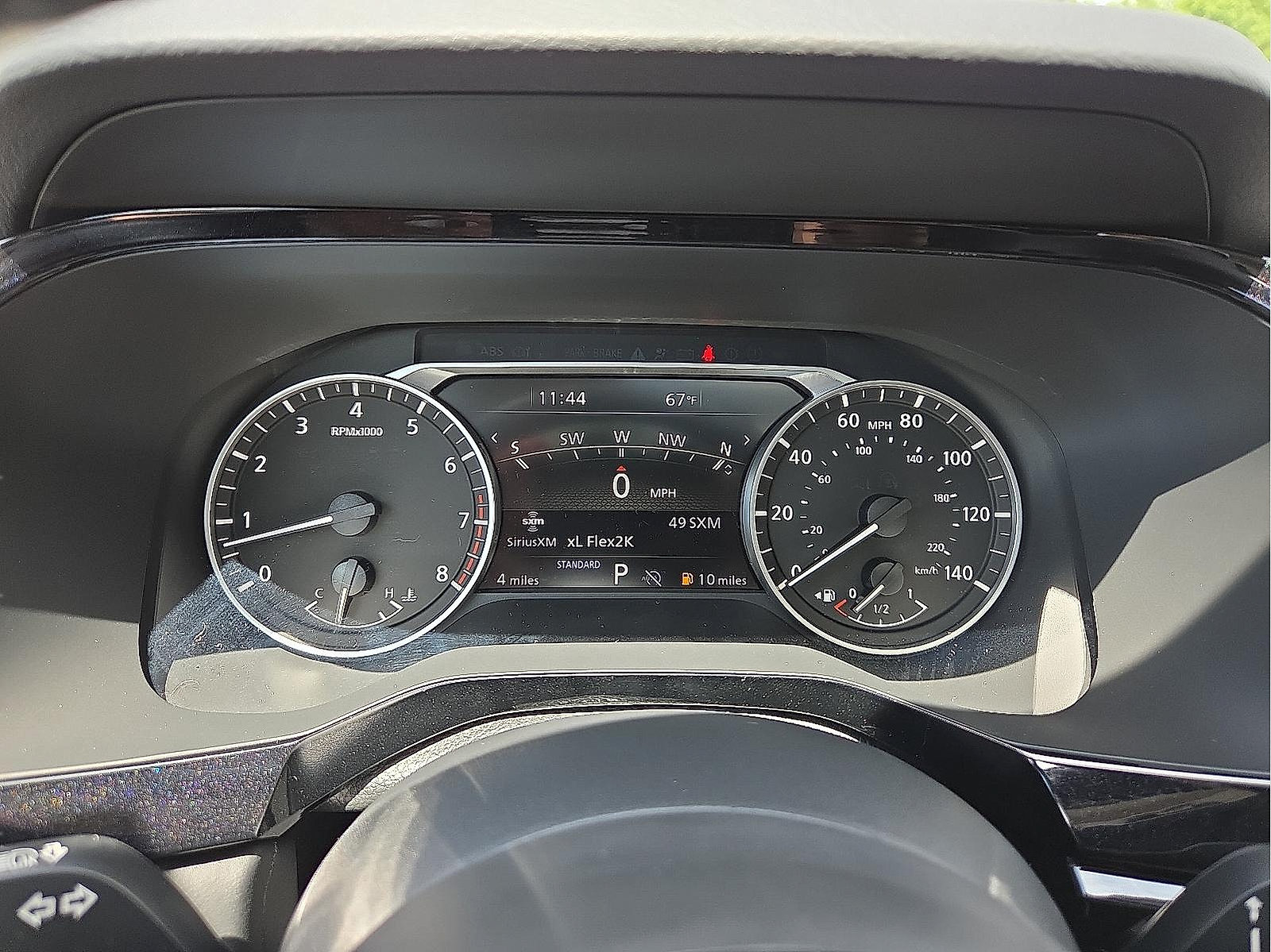 Used 2025 Nissan Pathfinder SL w/ SL Premium Package FWD image 23
