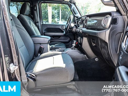 Used 2021 Jeep Wrangler Unlimited Sahara image 22