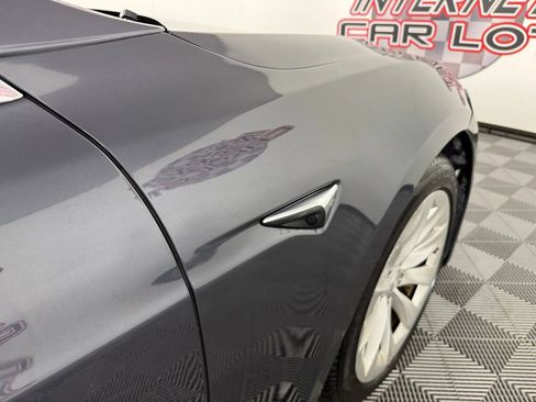 Used 2017 Tesla Model S 90D image 32