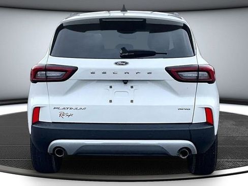 Used 2023 Ford Escape Platinum w/ Premium Technology Package AWD/4WD image 5