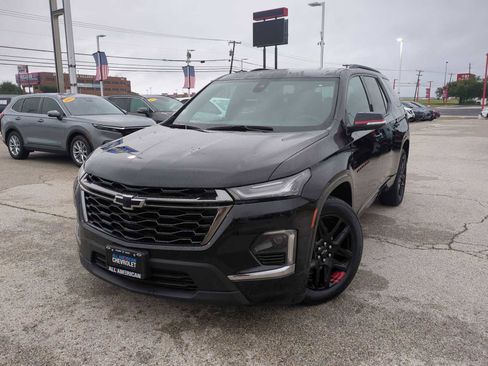 Used 2023 Chevrolet Traverse Premier w/ Redline Edition AWD/4WD image 1