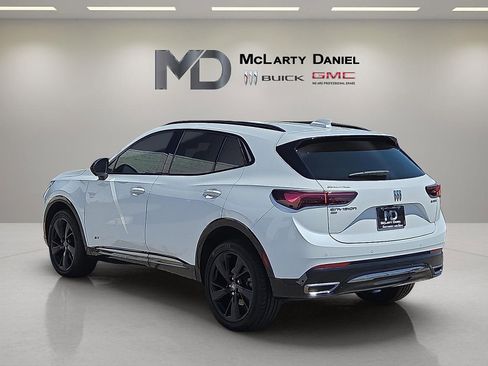 Used 2025 Buick Envision Sport Touring AWD/4WD image 4