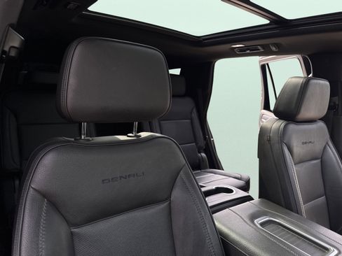 Used 2022 GMC Yukon Denali image 76