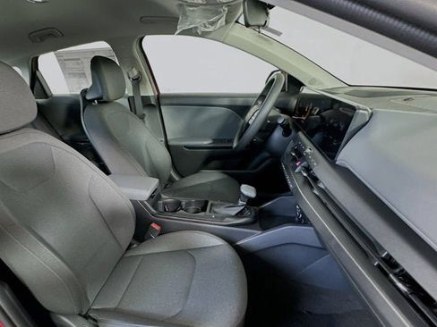 New 2025 Kia K4 LXS image 27